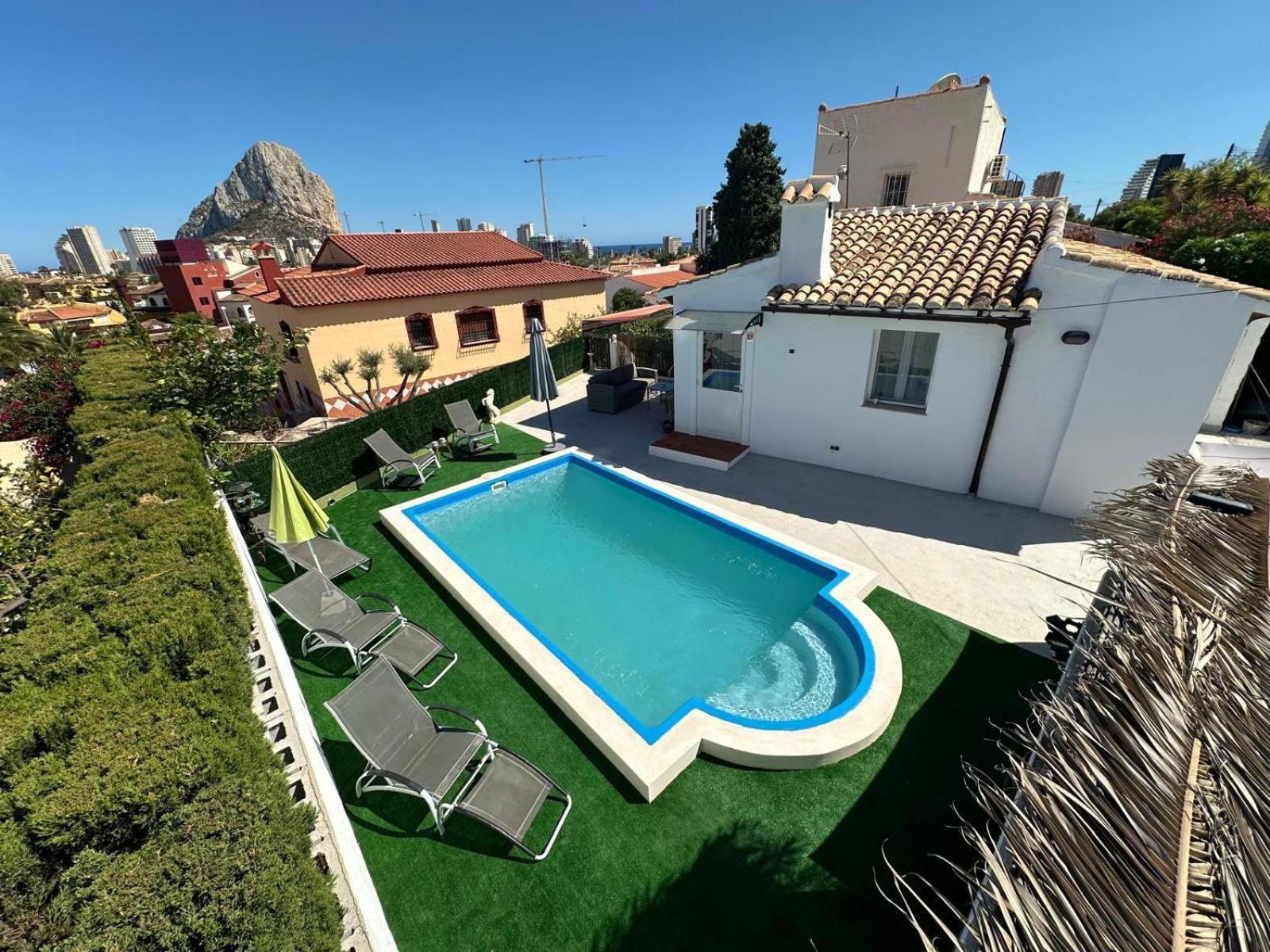 Villa Kristalina Calp Exterior foto
