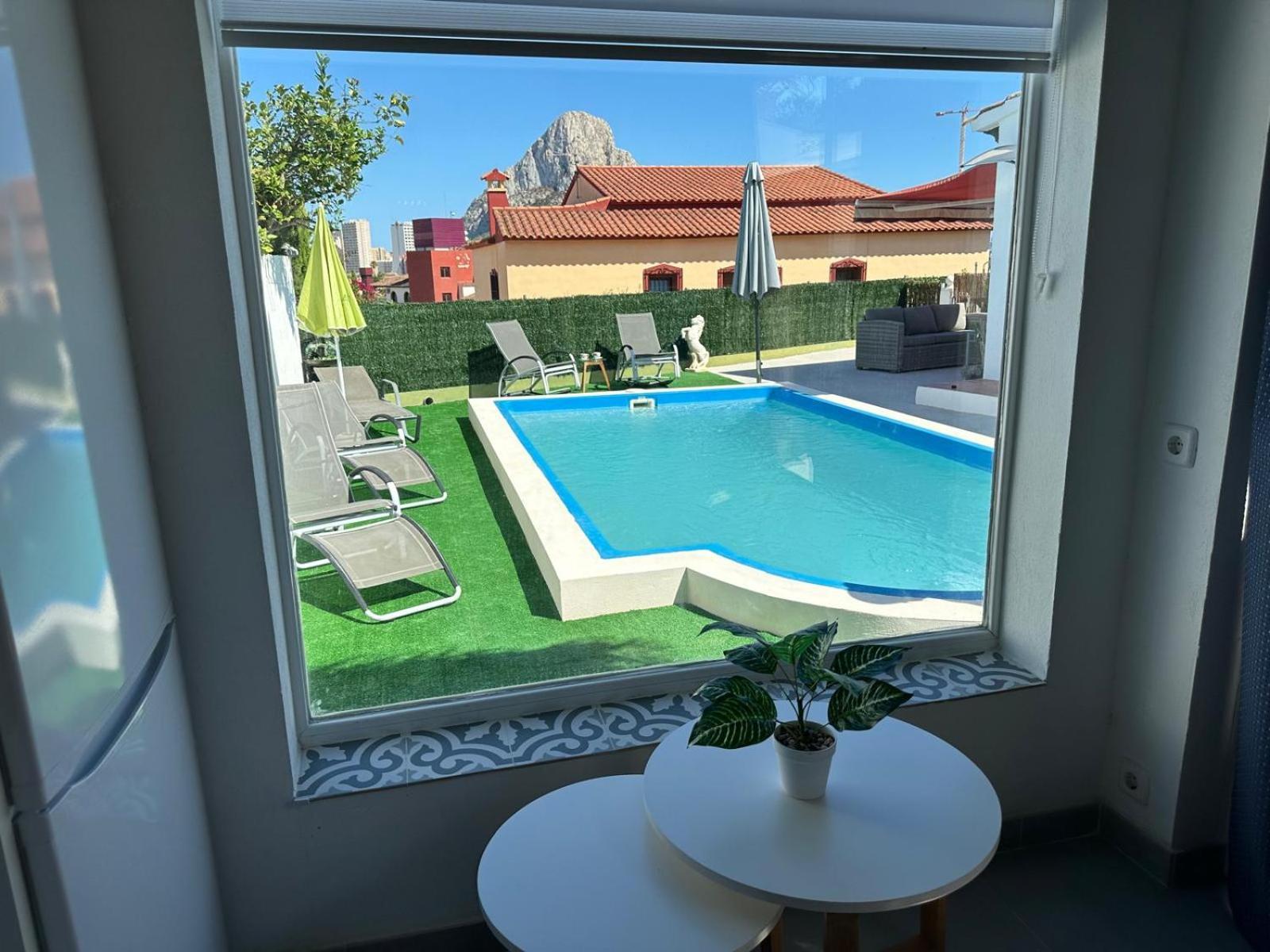 Villa Kristalina Calp Exterior foto