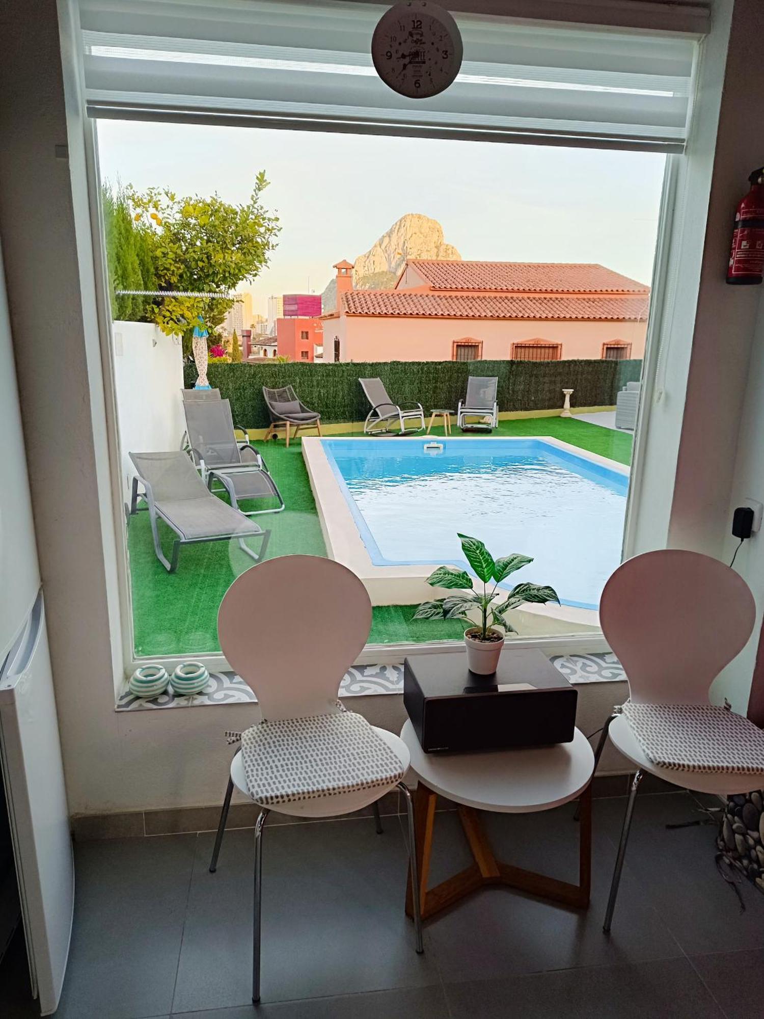 Villa Kristalina Calp Exterior foto