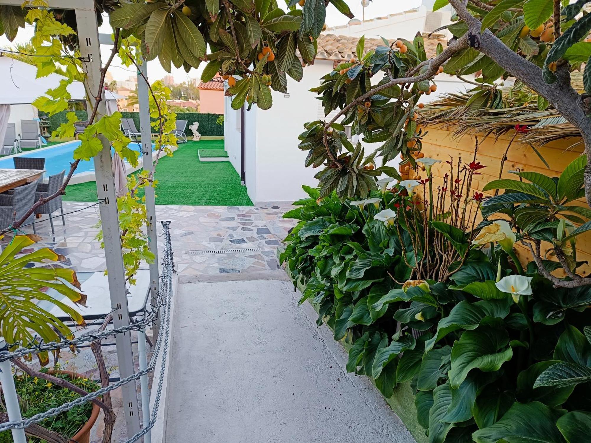 Villa Kristalina Calp Exterior foto